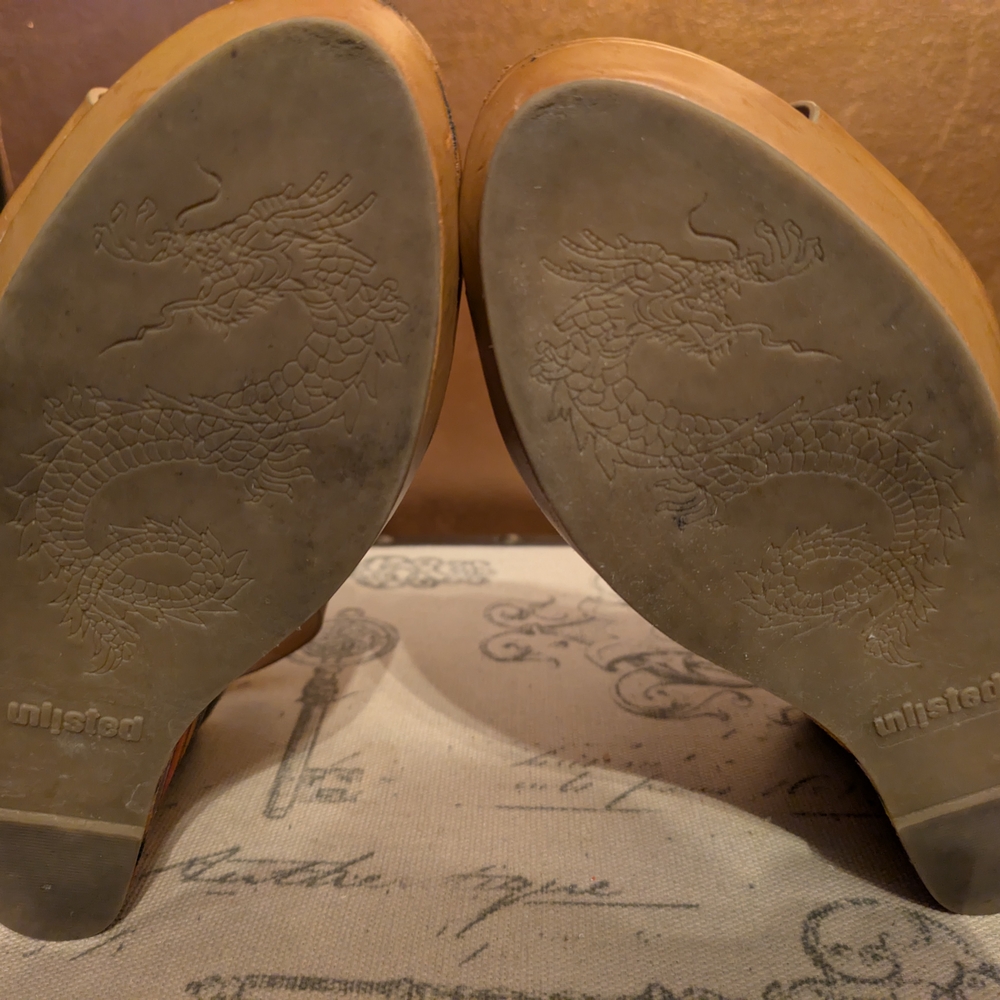 Unlisted Women's Tan Platform Shoes with Dragon Sole